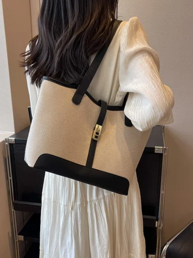 WOMEN-SHOULDERBAG-6131 - Image 2