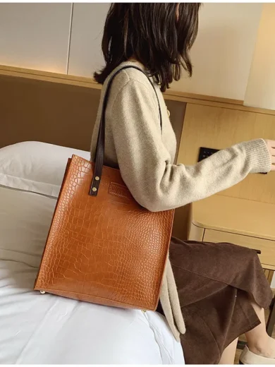 WOMEN-SHOULDERBAG-BLS37 - Image 4