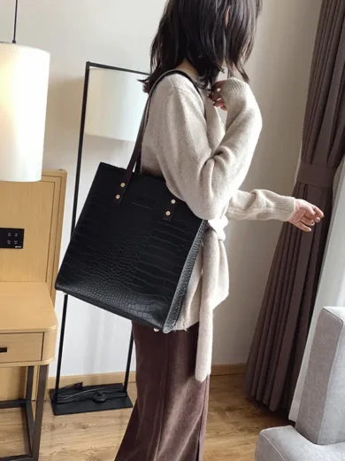 WOMEN-SHOULDERBAG-BLS37 - Image 3