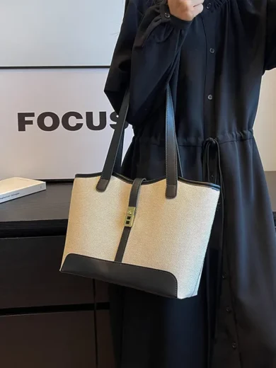 WOMEN-SHOULDERBAG-6131 - Image 8
