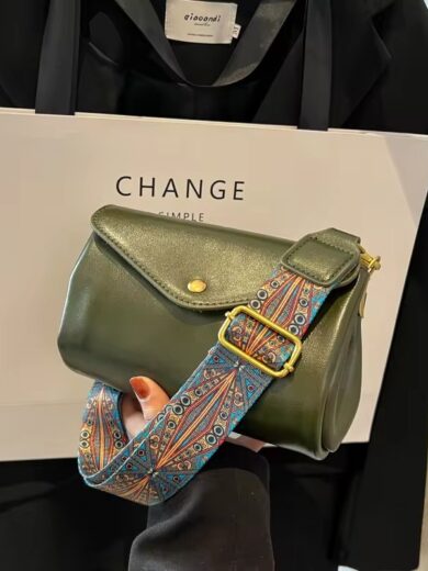 WOMEN-CROSSBODYBAG-9700 - Image 5