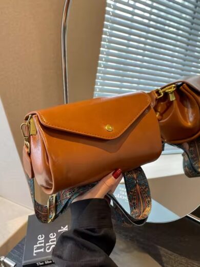 WOMEN-CROSSBODYBAG-9700 - Image 3