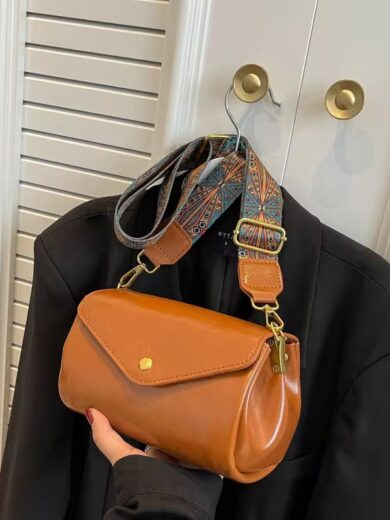 WOMEN-CROSSBODYBAG-9700 - Image 2